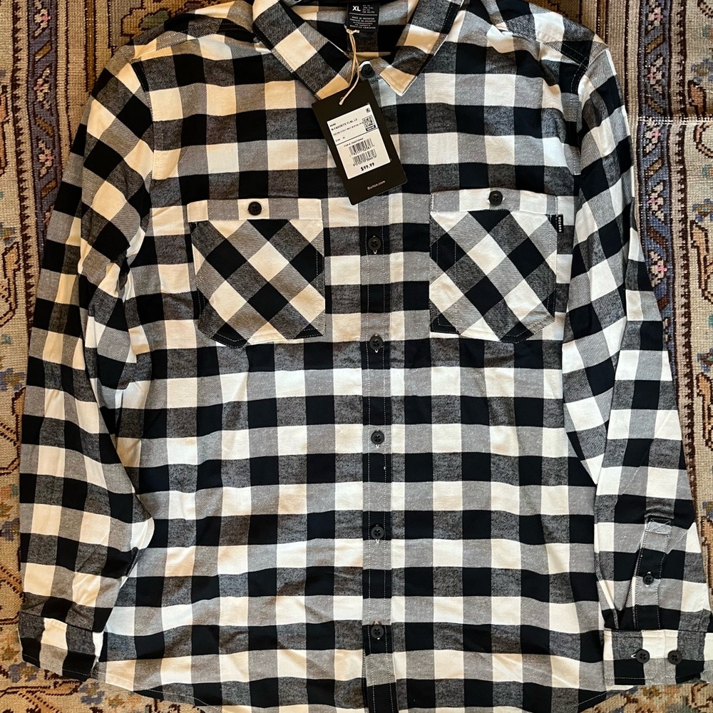 Burton Black and White Men’s XL Favorite Buffalo Check Flannel Shirt
